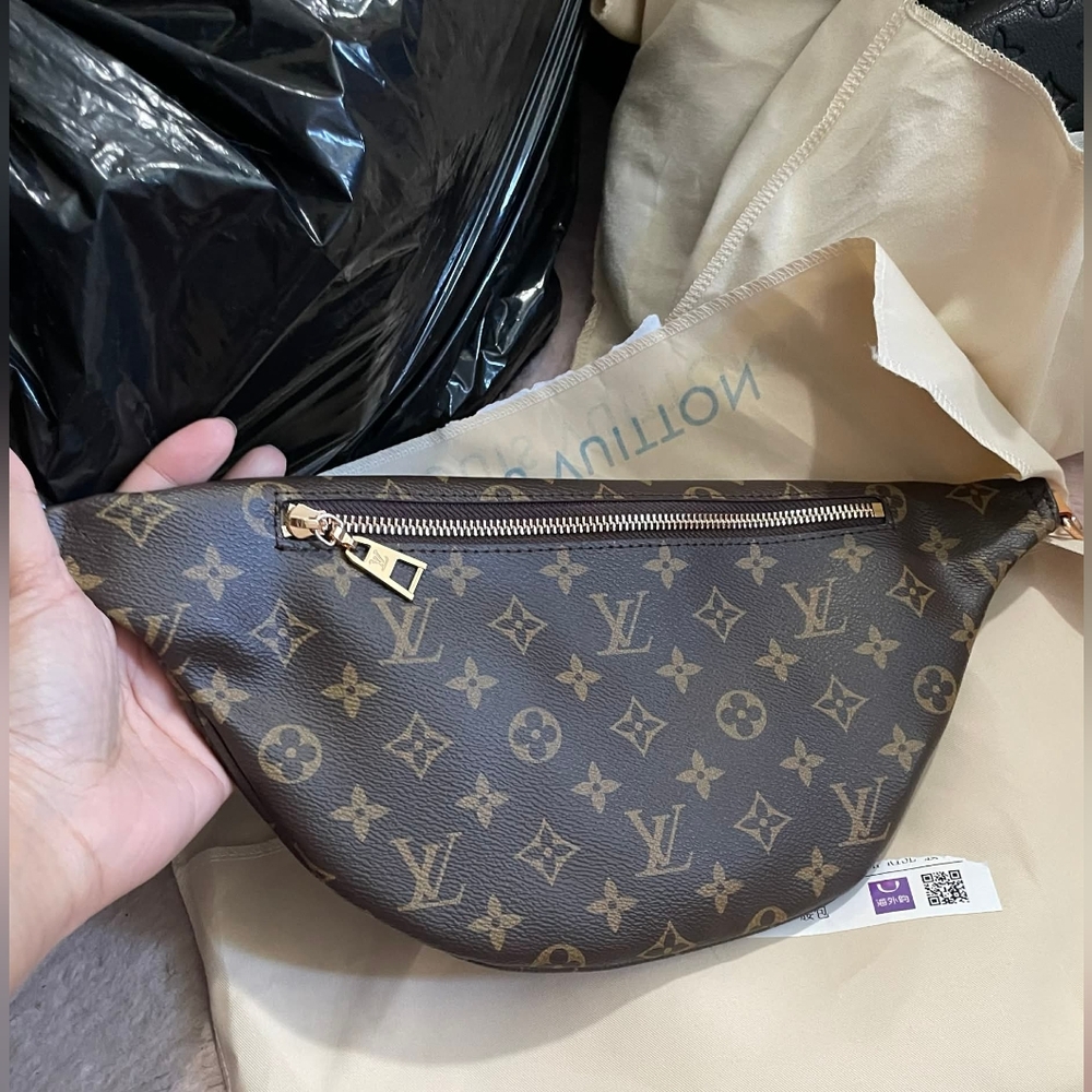 Bum Bag - Picture 3 of 7